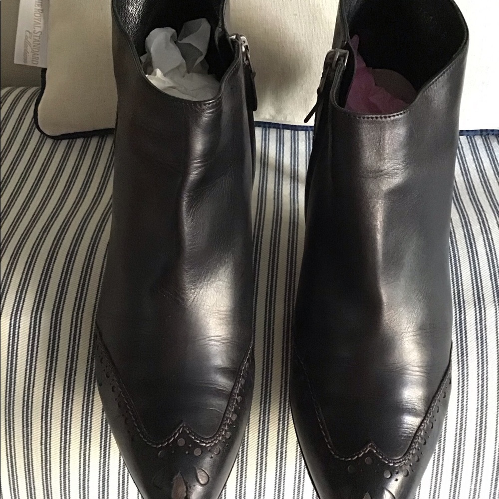 Salvatore Ferragano ankle boots.